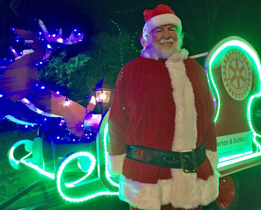 Santa visits Shepperton
